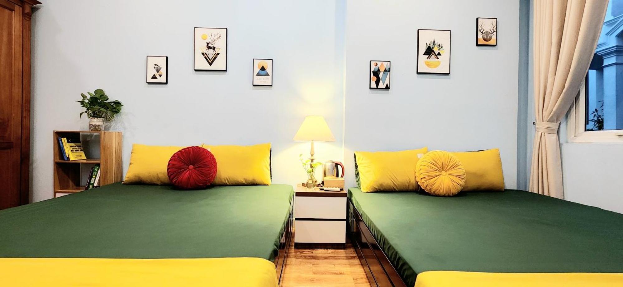 Hanoi Cozy Homestay Long Bien Hanói Exterior foto