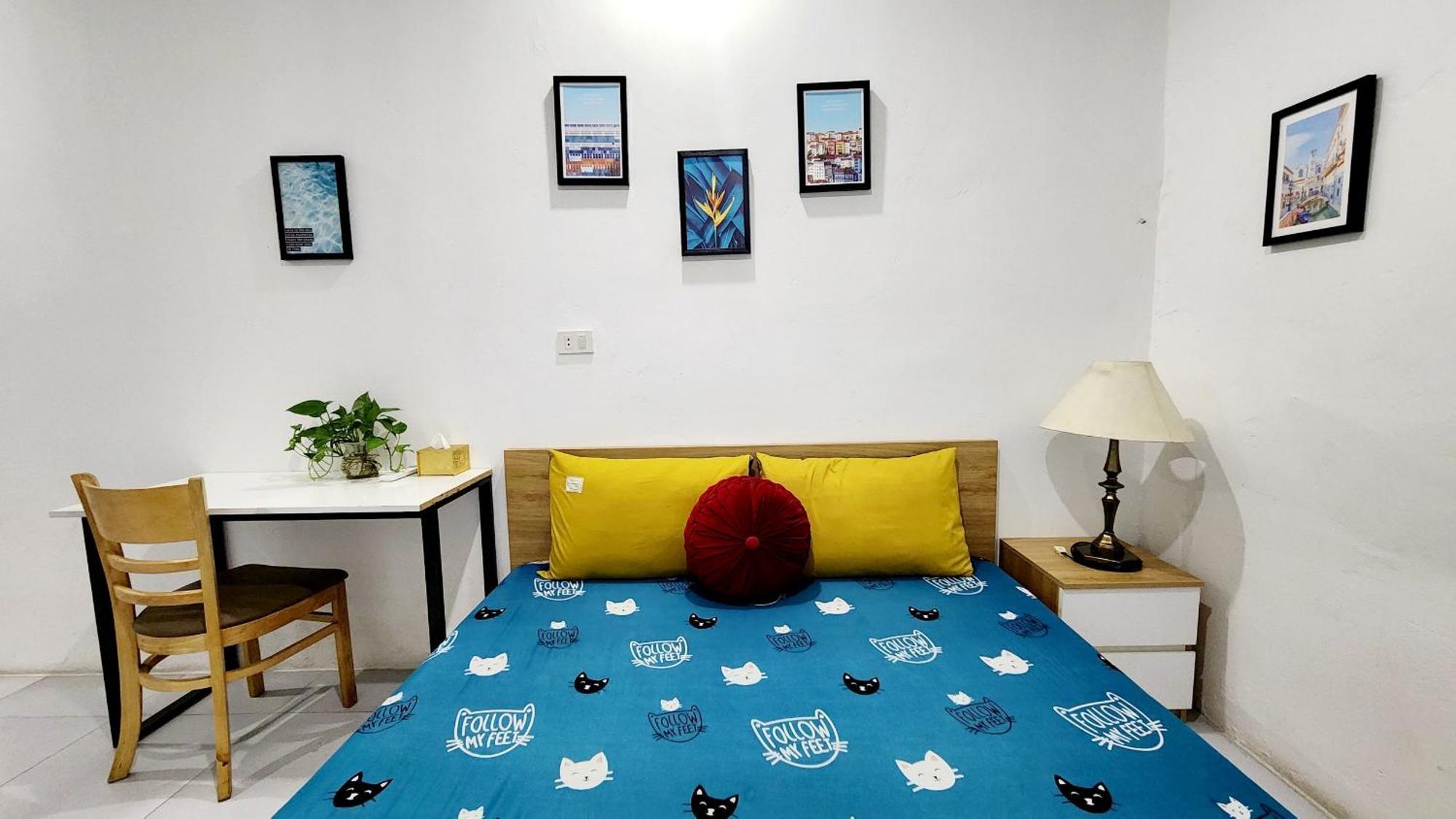 Hanoi Cozy Homestay Long Bien Hanói Exterior foto