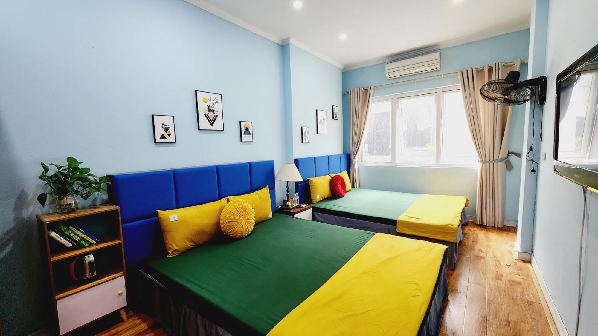 Hanoi Cozy Homestay Long Bien Hanói Exterior foto